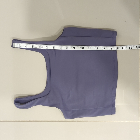 H&M crop top - Picture 8 of 8